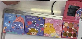 Игрушечный набор косметики: палетка теней, микс 4 вида, в коробке 10х13 см 2776/7/8/9